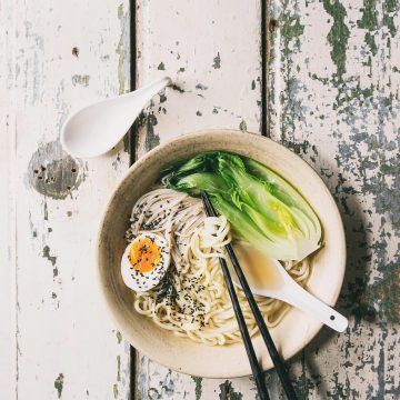 asian-udon-noodles-PYGCVD9-scaled.jpg